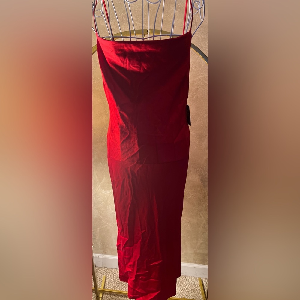 New Express Red silk dress with two slits on each side. SIZE MEDIUM